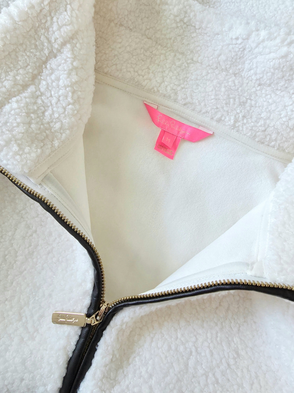 NWOT Lilly Pulitzer - Soreen Popover MEDIUM - Picture 9 of 10